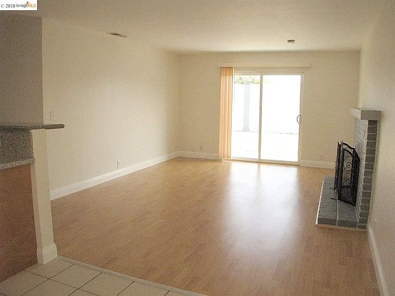 4th image of 124 Estes Way