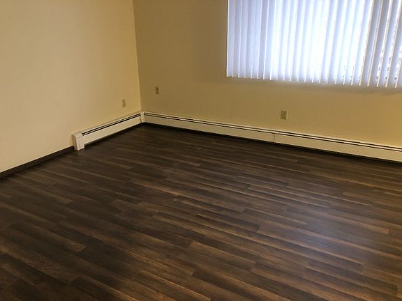 5th image of 3025A N 9th St #3