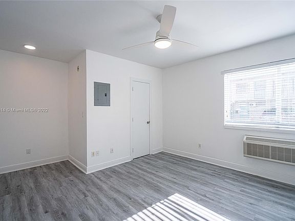 3rd image of 7325 Carlyle Ave APT 12