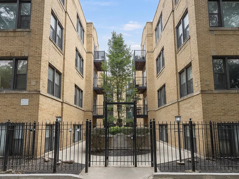 3347 W Wilson Ave #3N — Photo 12