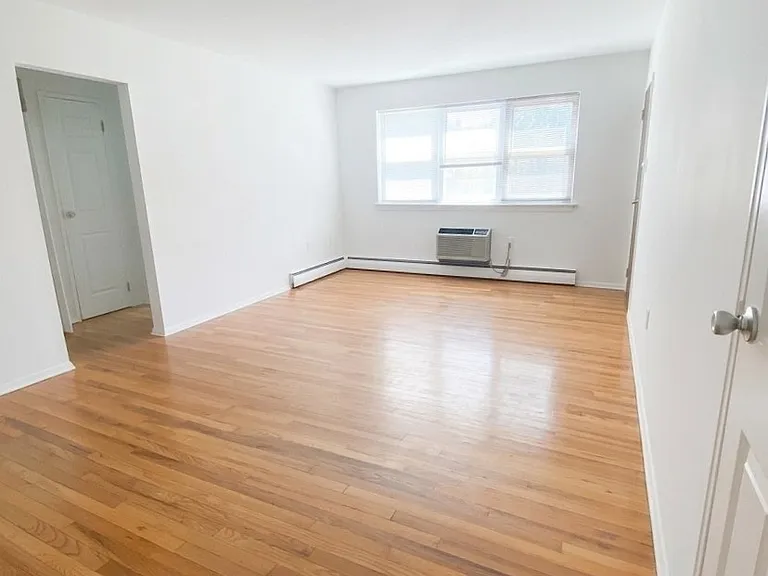 177 Branch Ave #177A — Photo 5