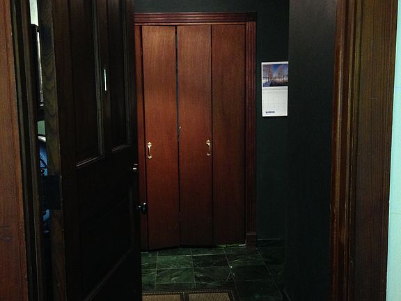 5th image of 1018 1st St S APT 1
