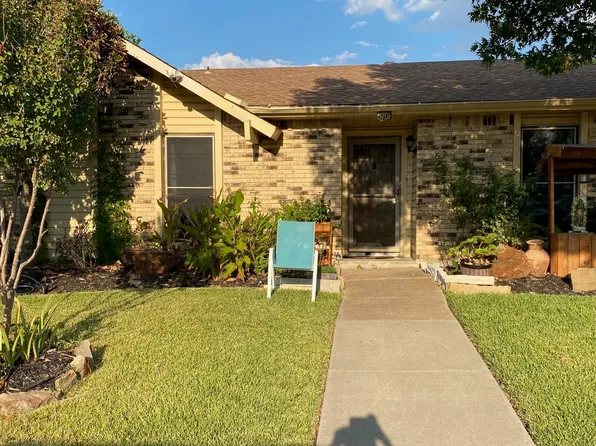 5701 Magnolia Ln, Rowlett, TX 75089