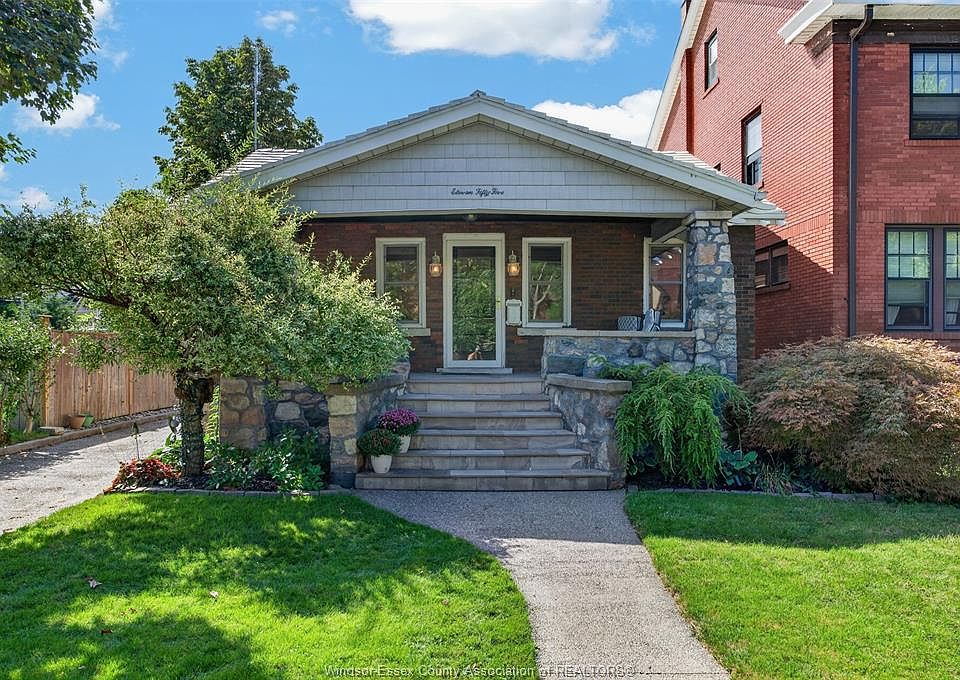 1st image of 1155 Kildare Rd