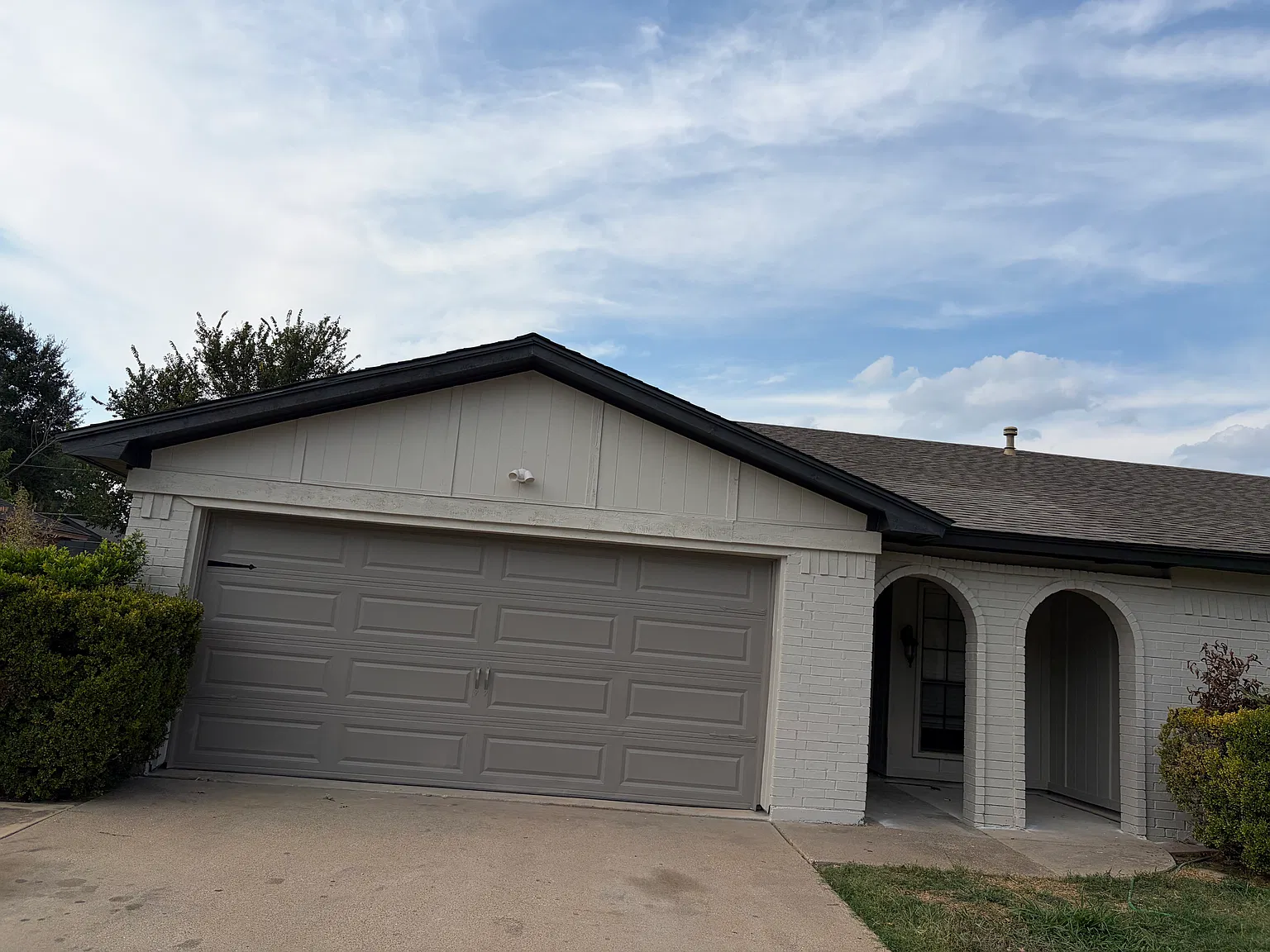 4 bed, 2167 sqft, $2,495 — Photo 2