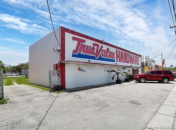 2nd image of 24835 S Dixie Hwy