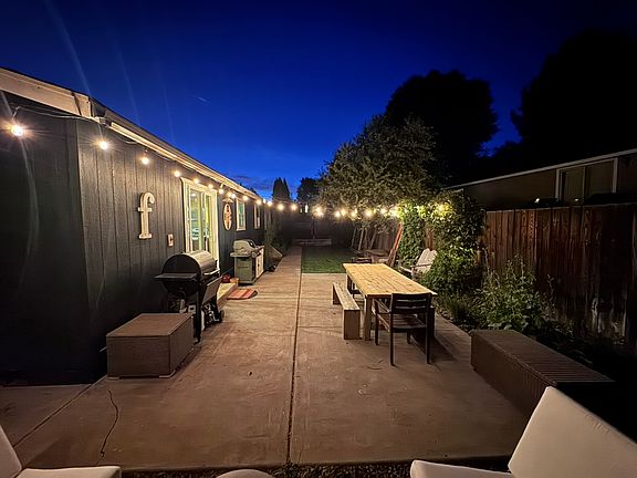 5th image of 2832 NE Purcell Blvd