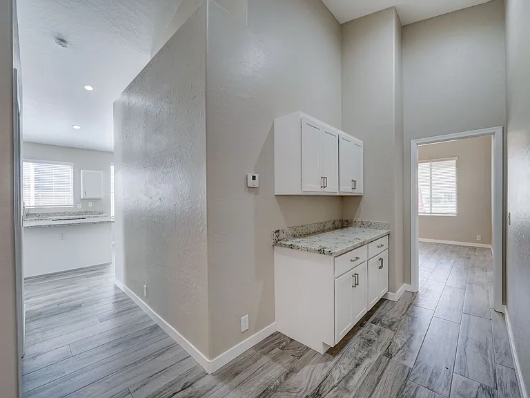 3720 S Heath Way — Photo 17