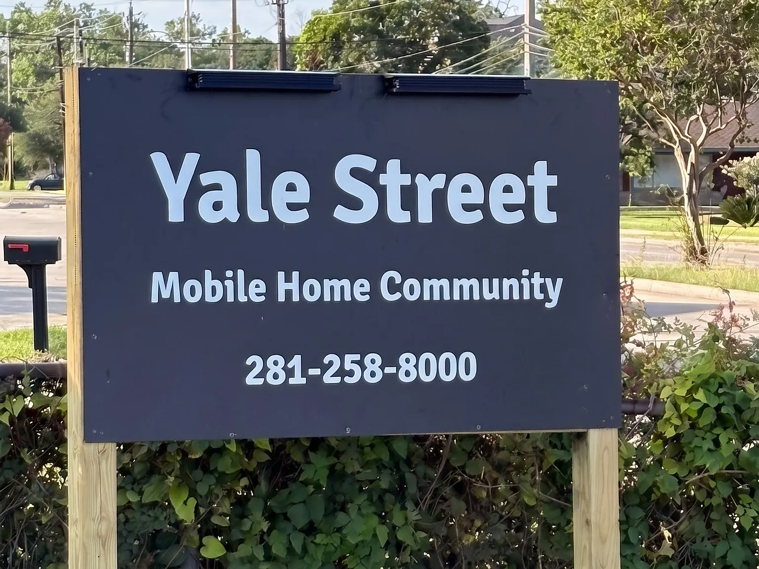 4803 Yale St — Photo 3
