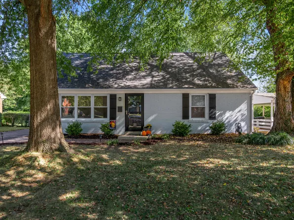 1653 Lindy Ln, Lexington, KY 40505