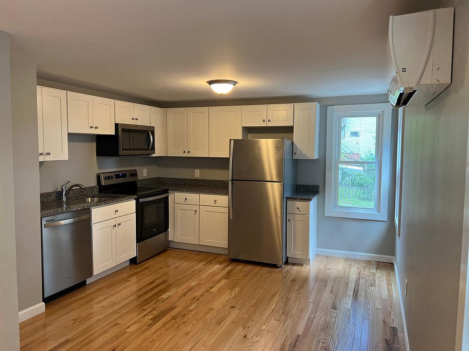 72 3rd St, Bangor, ME 04401 Zillow
