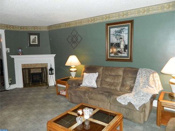 2nd image of 4117 Princeton Ave