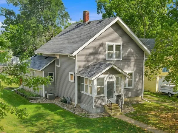 719 5th Ave NW, Faribault, MN 55021