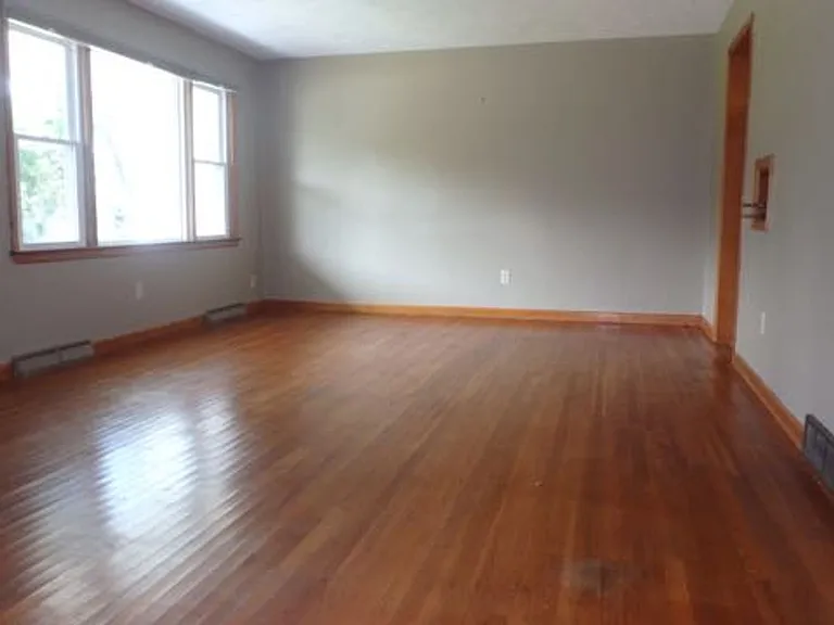 1503 W Ash St — Photo 6
