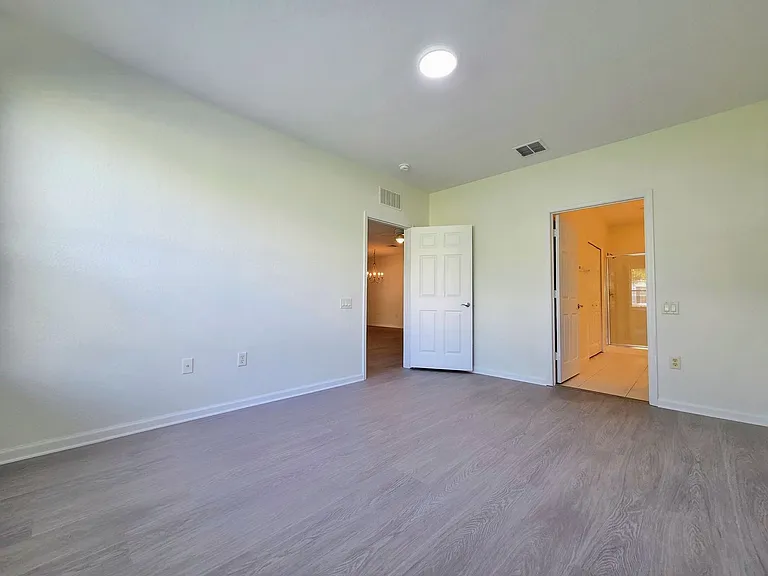5345 Maxon Ter — Photo 9