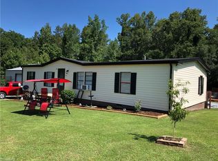 284 Berrier Ln, Thomasville, NC 27360