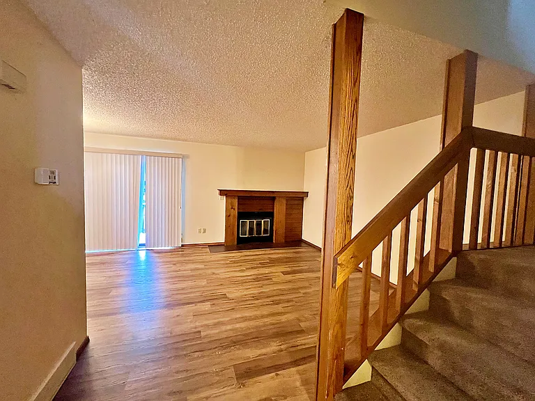 3400 Canyon Dr #2E — Photo 8