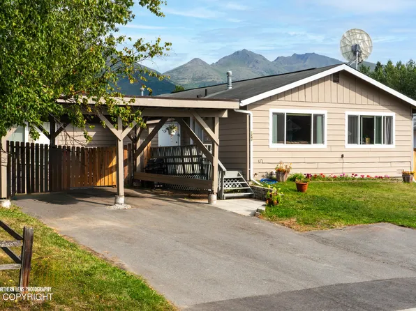 1241 Valley St, Anchorage, AK 99504