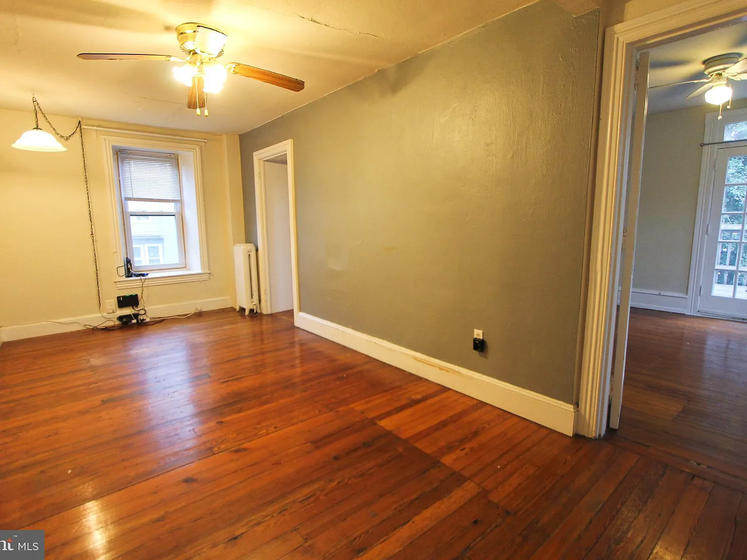 1 bed, 3441 sqft, $1,350 — Photo 2