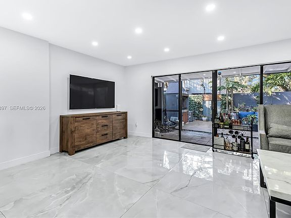 5th image of 3321 Simms St #13B