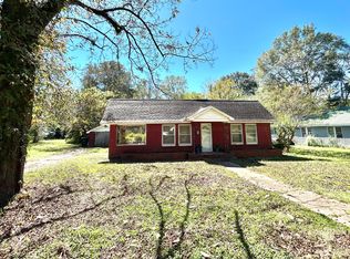 522 6th St NE, Fayette, AL 35555