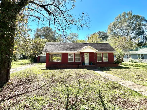 522 6th St NE, Fayette, AL 35555