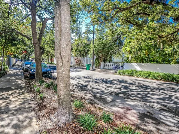 3245 Virginia St, Miami, FL