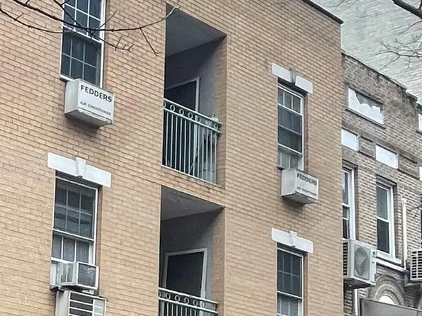 1926 McGraw Avenue, Bronx, NY 10462