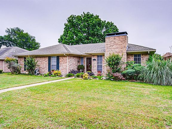 2nd image of 3244 Steven Dr