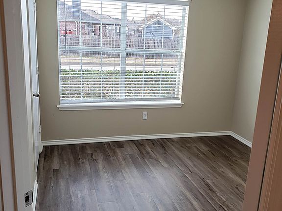 5th image of 19341 Big Valley Dr