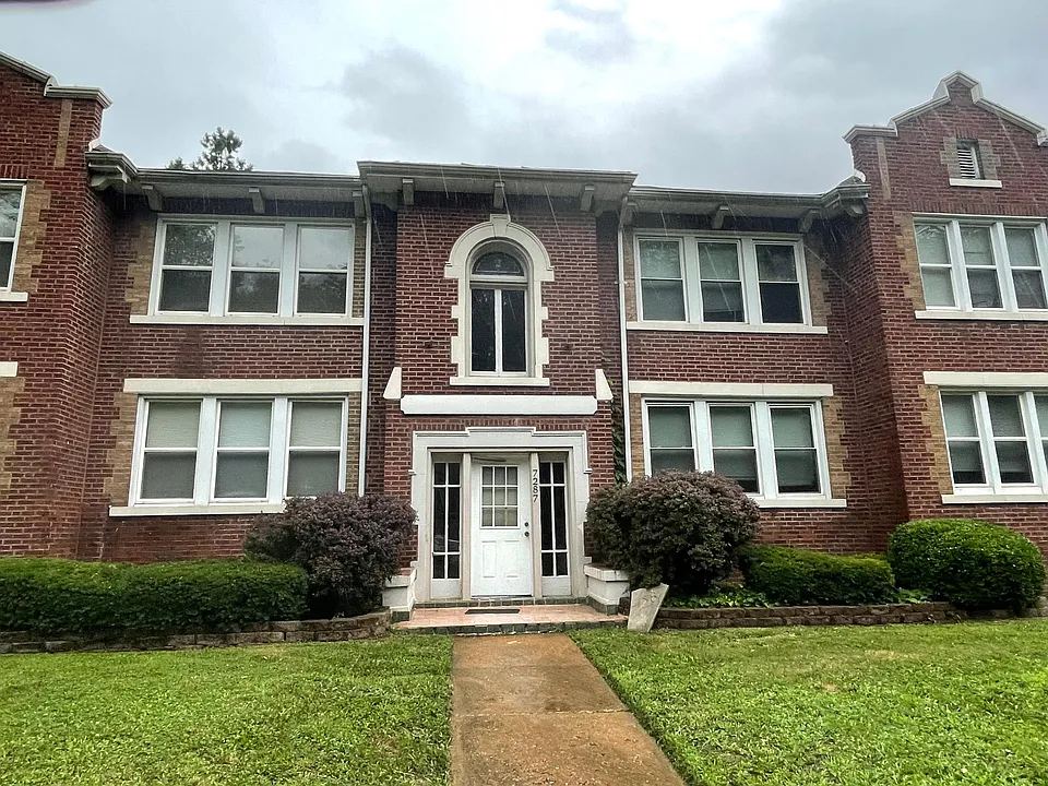 7287 Delmar Blvd #2W
