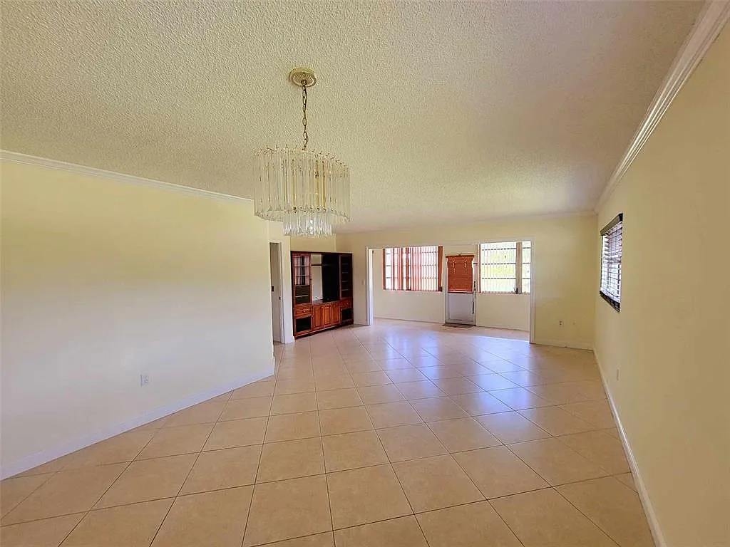 2 bed, 2.0 bath, 1533 sqft, $2,300 — Photo 4