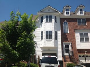 6918 Stratford Townes Way, Richmond, VA 23225