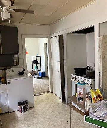 5th image of 133 E Boulevard St