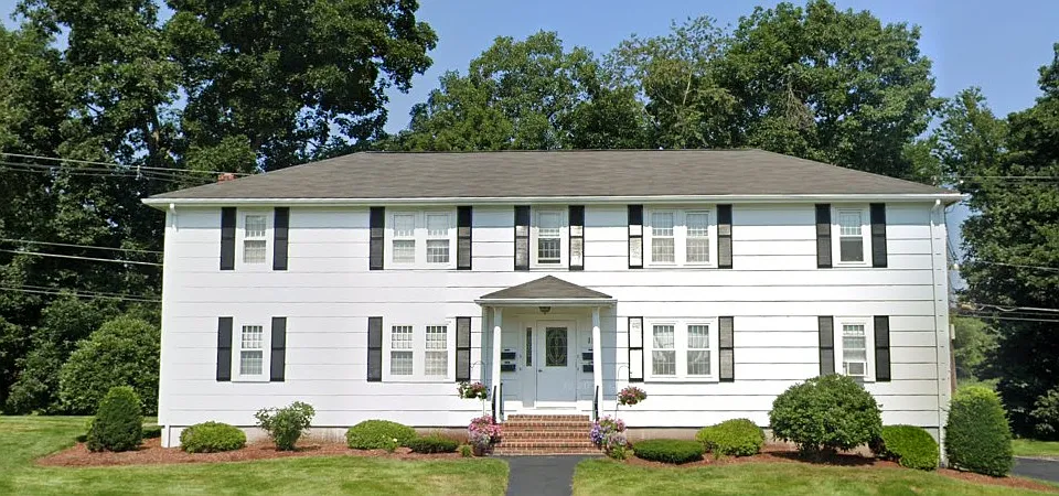15 Leos Ln #15A