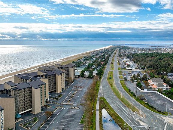 5th image of 209 Georgetowne House Rd