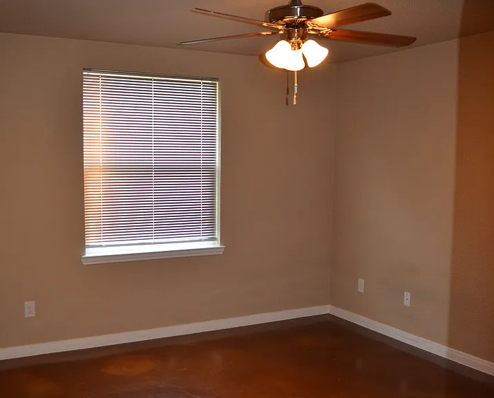 1421 Hopi Trl — Photo 13