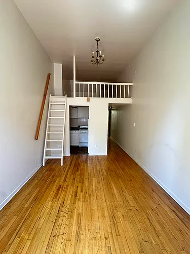 329 E 63rd St Photo 1