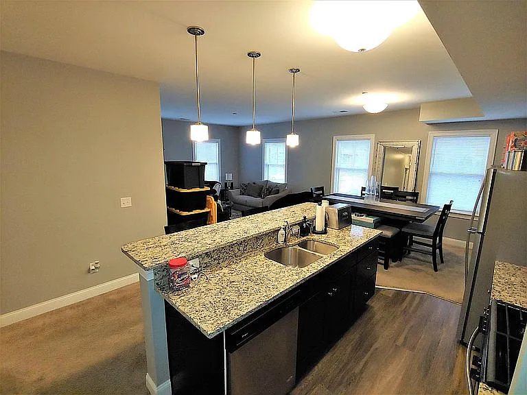 21 Main St #244 — Photo 1