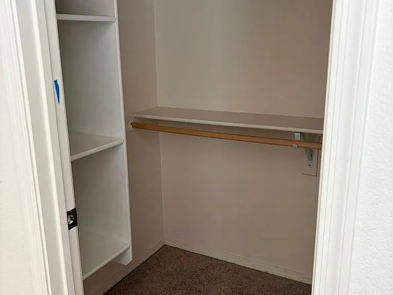 Unit Photo
