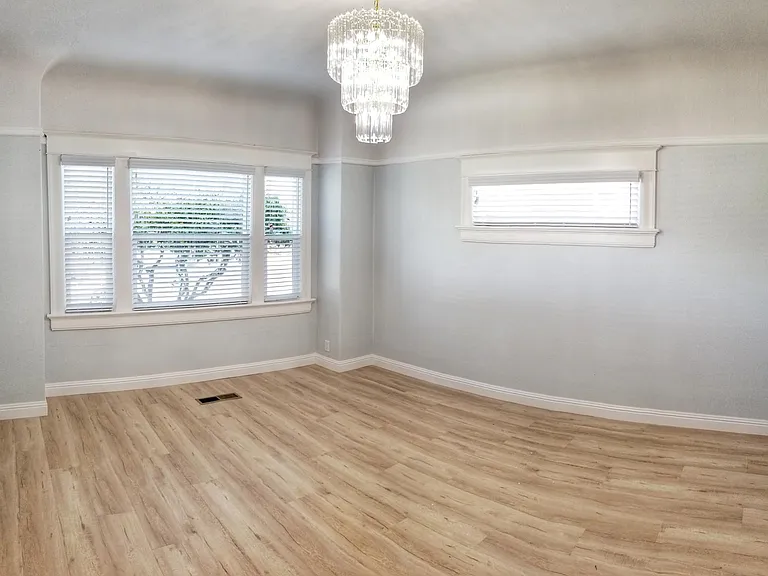 1229 C St — Photo 3