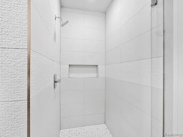 953 Smart Town Dr — Photo 9