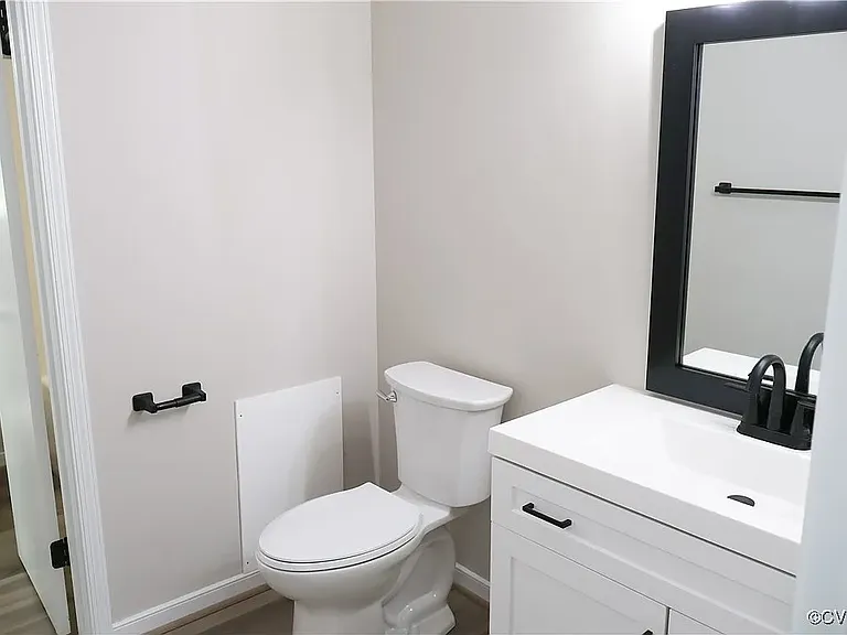 Hallway bath