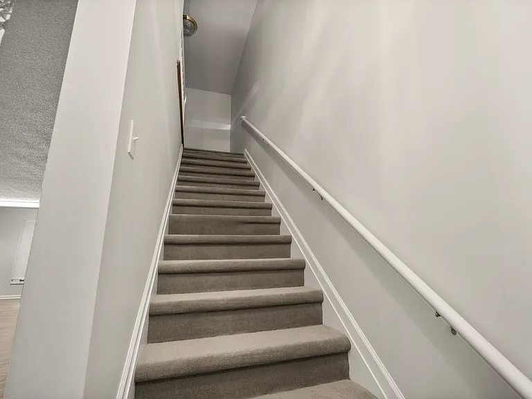 264 Jolin Dr #1 — Photo 7