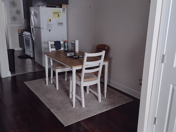 5th image of 1621 17th Pl SE APT 3