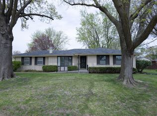 1606 N 8th Ave E, Newton, IA 50208
