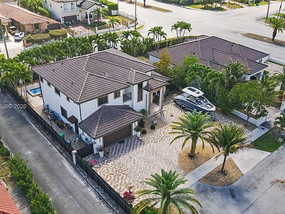 4th image of 13676 SW 33rd Ter