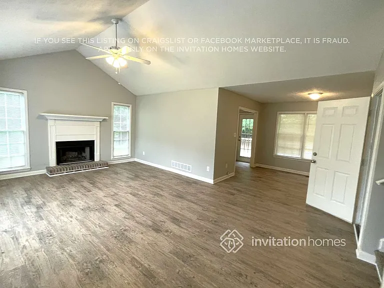 4235 Winding Trail Ln — Photo 3