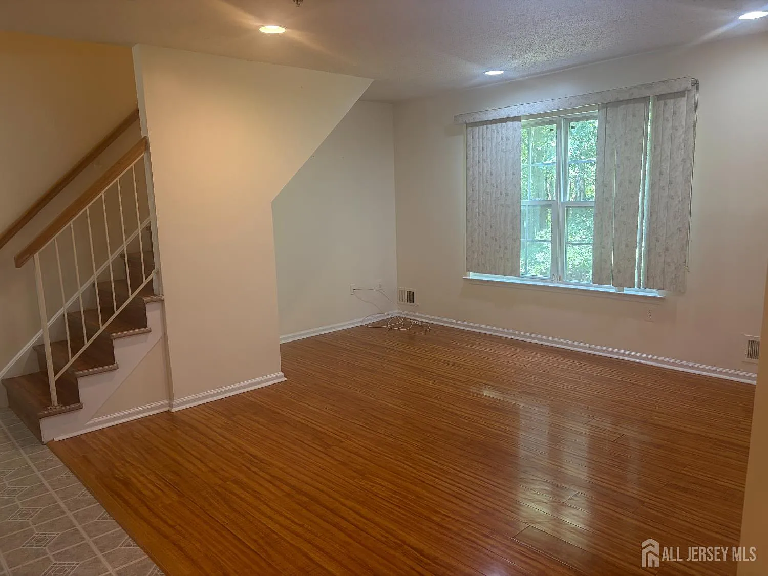 2 bed, 2.0 bath, $2,400 — Photo 4