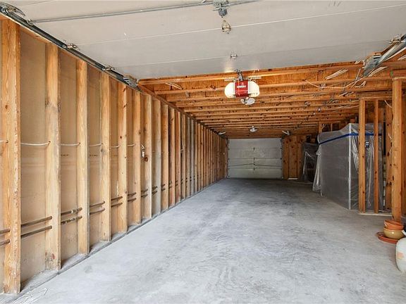 3rd image of 2856 Steamship Cir APT B